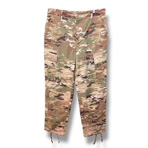 Unisex Camo Army Combat Utility (8 pockets)Trousers Size Medium Cargo Pants